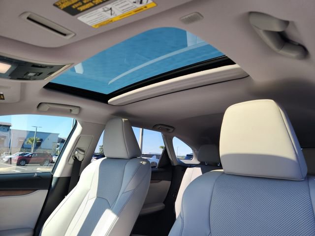 Used 2022 Lexus RX 350L 350L image 26