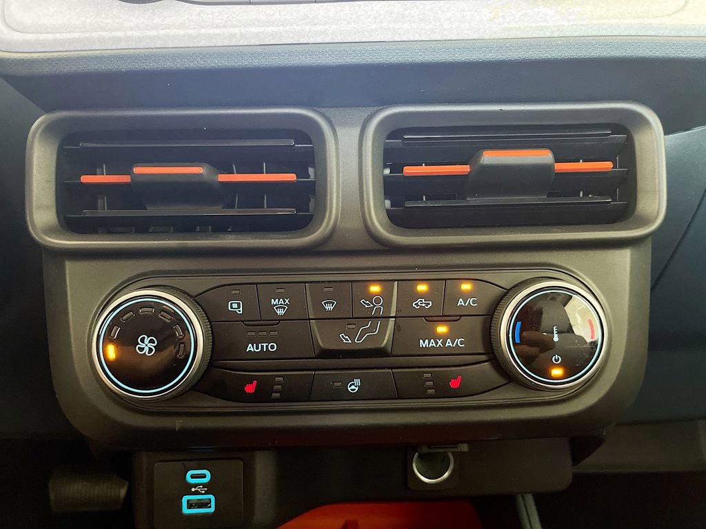 Used 2024 Ford Maverick XLT w/ XLT Luxury Package image 16