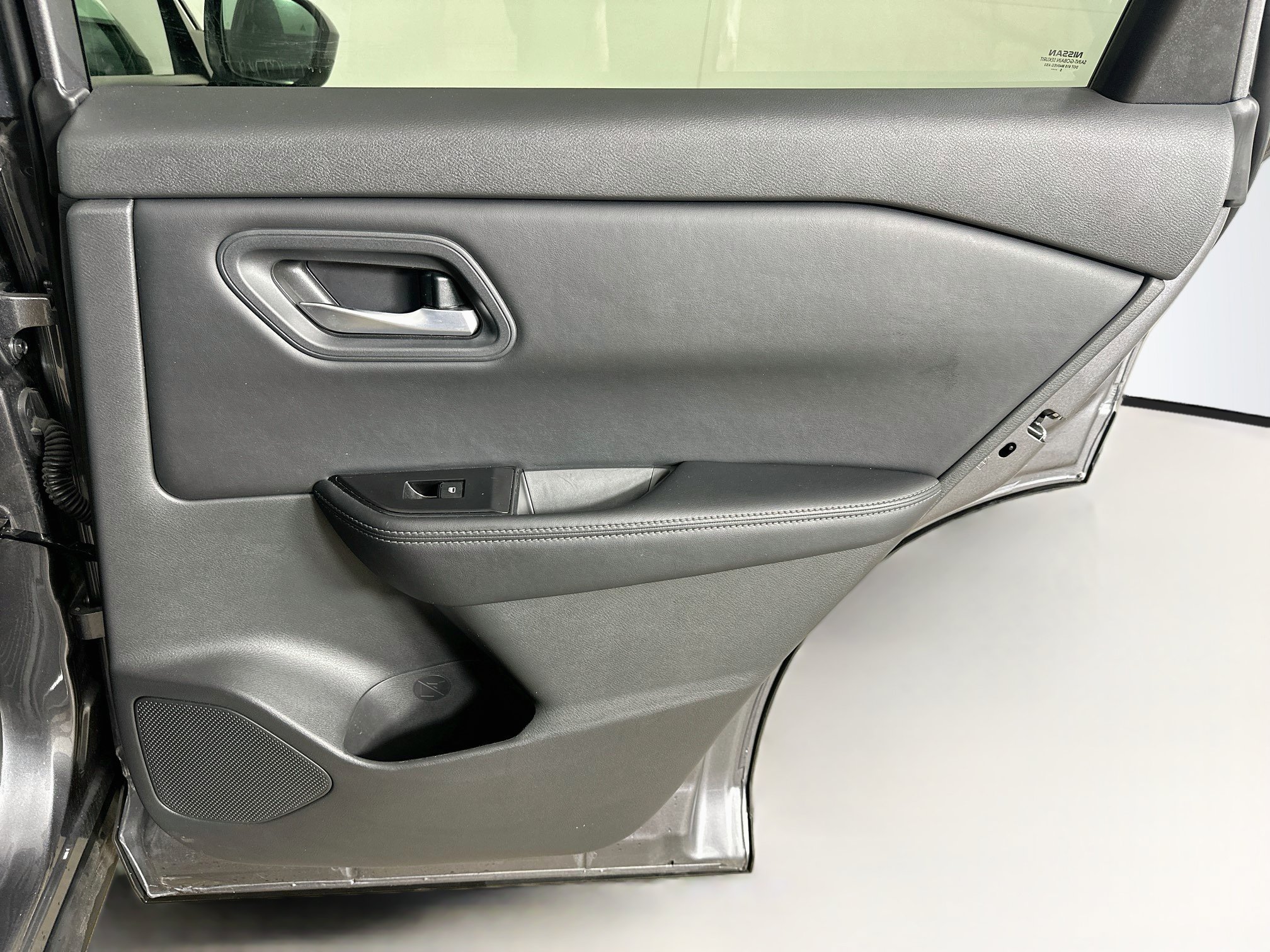 Used 2026 Nissan Rogue SV AWD/4WD image 29