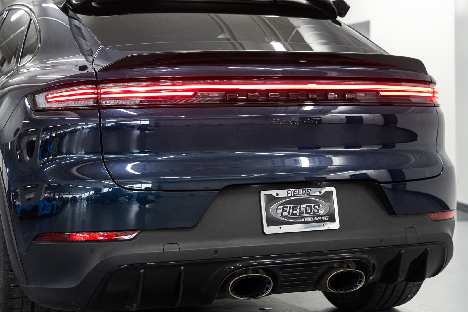 Used 2024 Porsche Cayenne Turbo GT AWD/4WD image 18