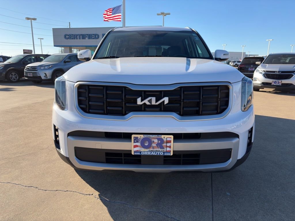 Used 2024 Kia Telluride S image 2