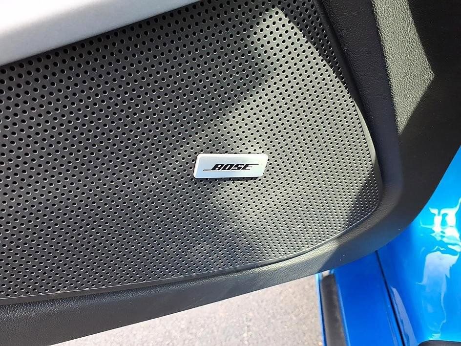 Used 2024 Chevrolet Camaro LT w/ Technology Package RWD image 17