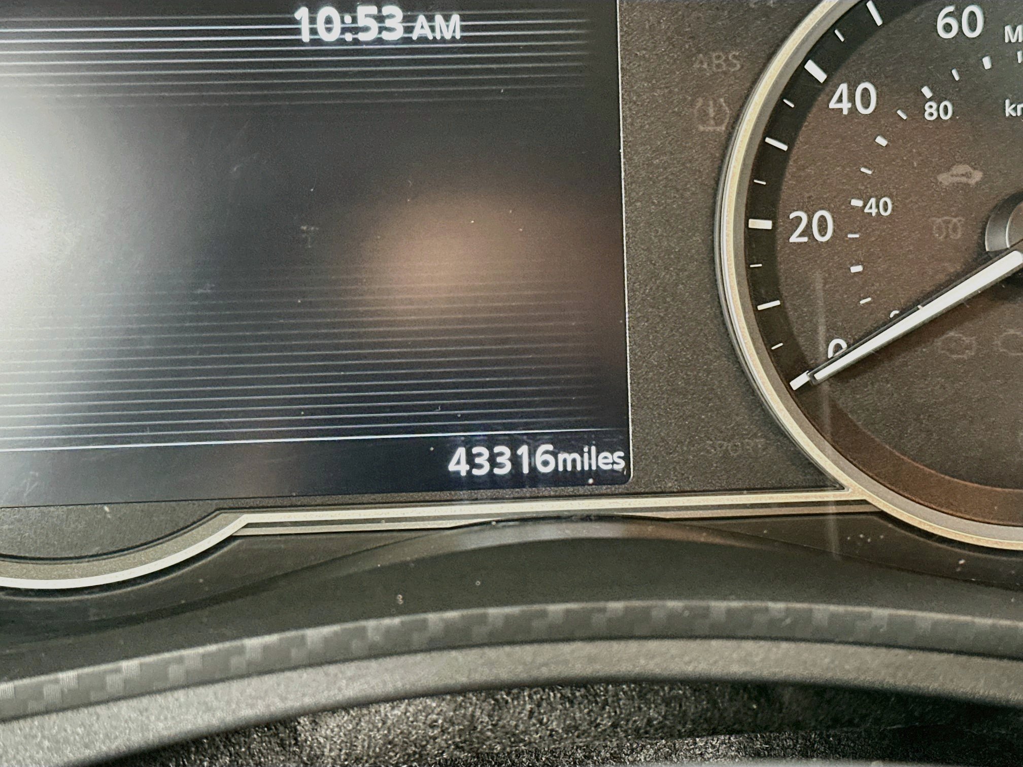 Used 2025 Nissan Versa SV FWD image 19
