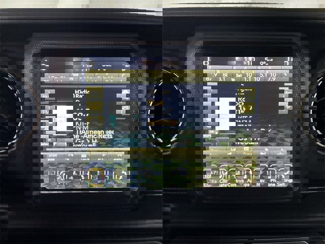 Used 2023 Jeep Wrangler Unlimited Sahara image 13