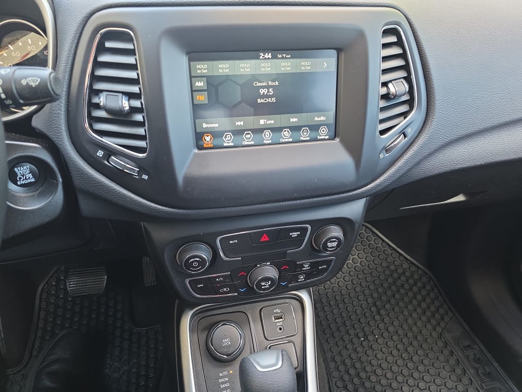 Used 2019 Jeep Compass Sport w/ Cold Weather Group AWD/4WD image 22