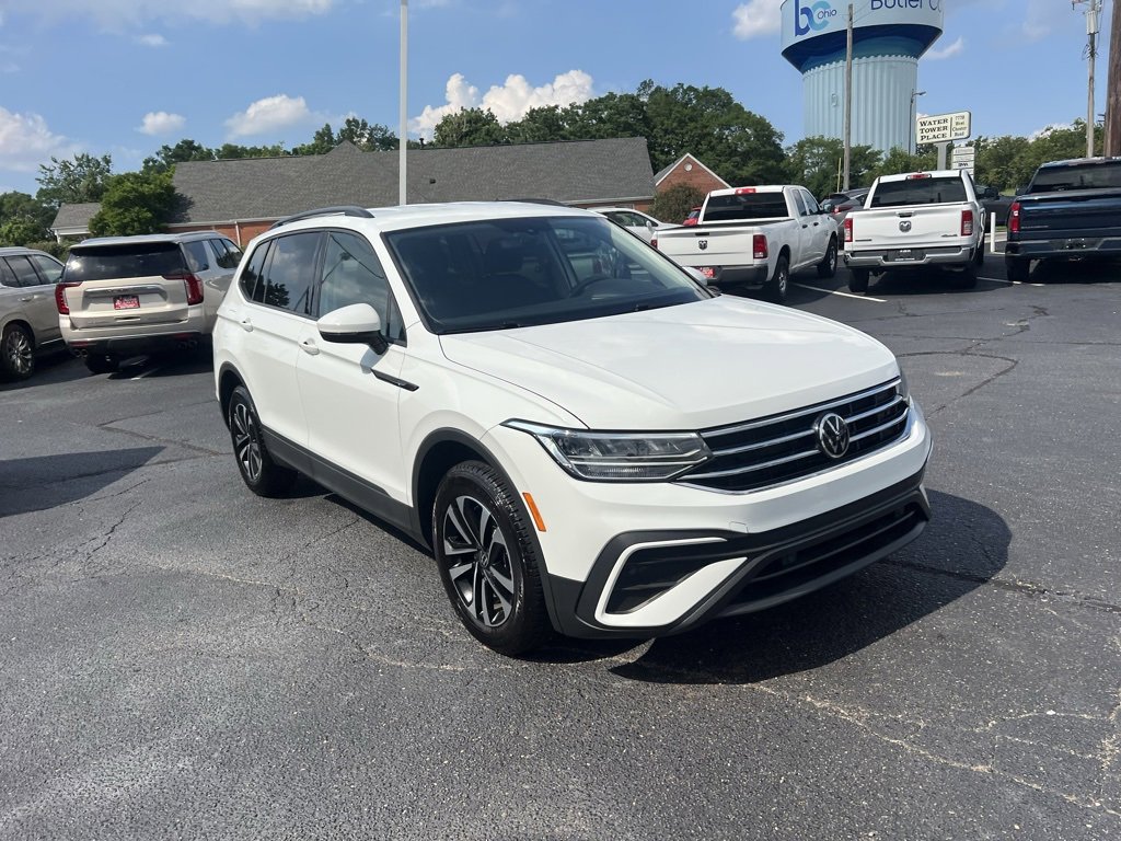 Used 2023 Volkswagen Tiguan S image 4