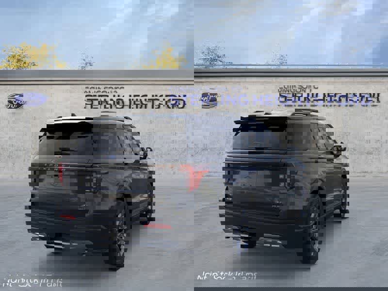 New 2026 Ford Explorer Active w/ Active Comfort Package image 8