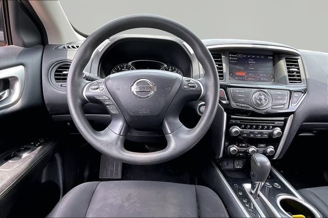Used 2018 Nissan Pathfinder S FWD image 8