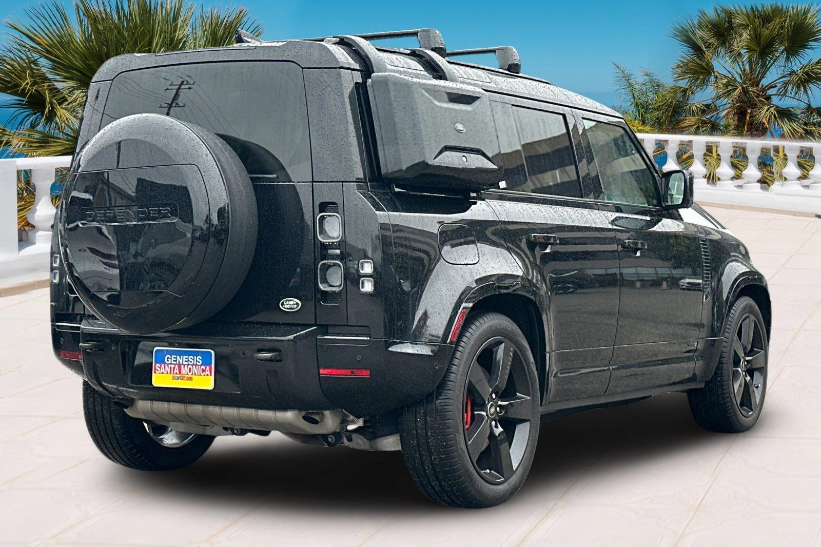 Used 2020 Land Rover Defender 110 X image 4