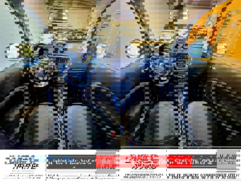 Used 2019 smart fortwo electric drive image 14