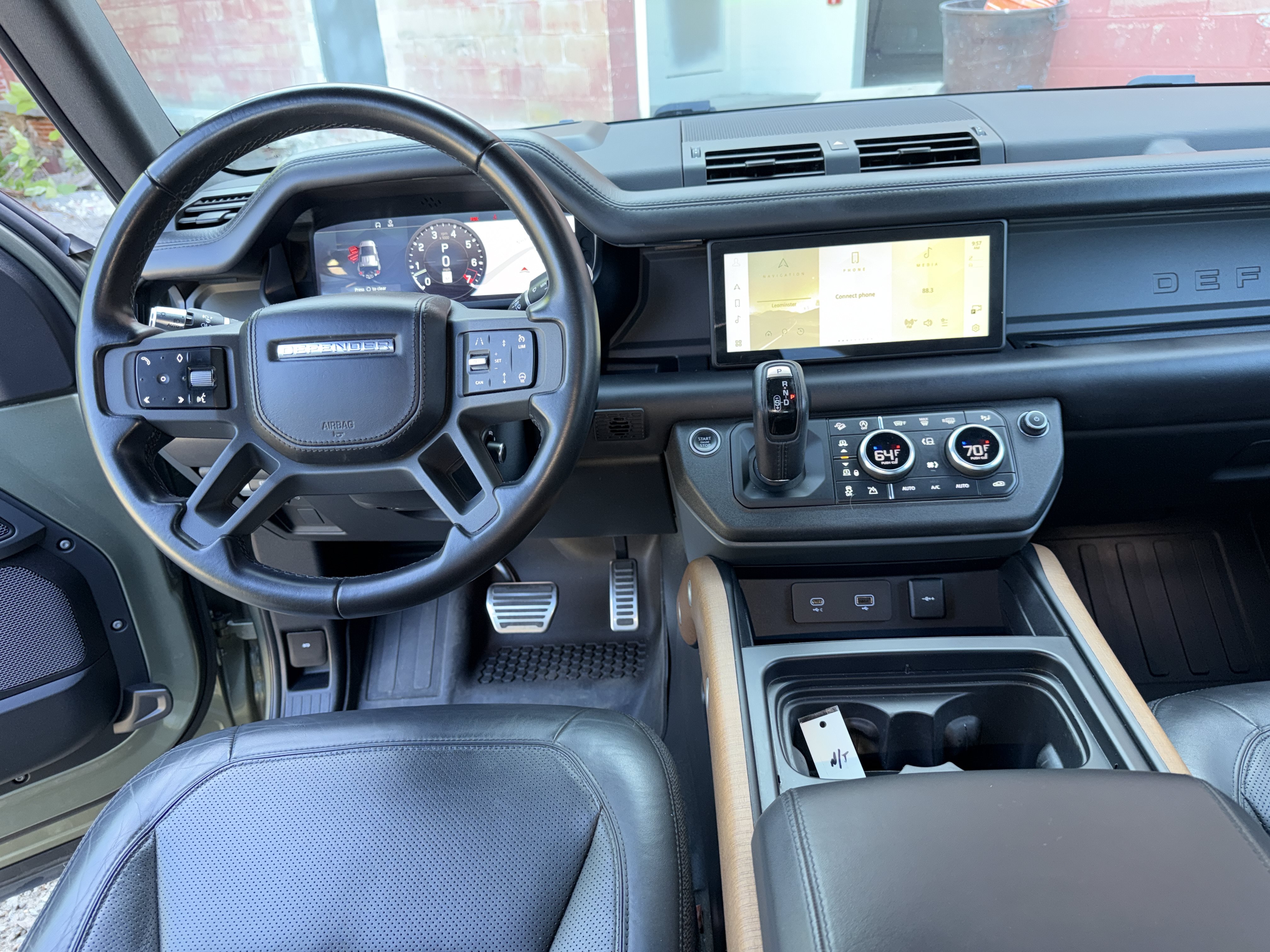 Used 2021 Land Rover Defender 110 X AWD/4WD image 2