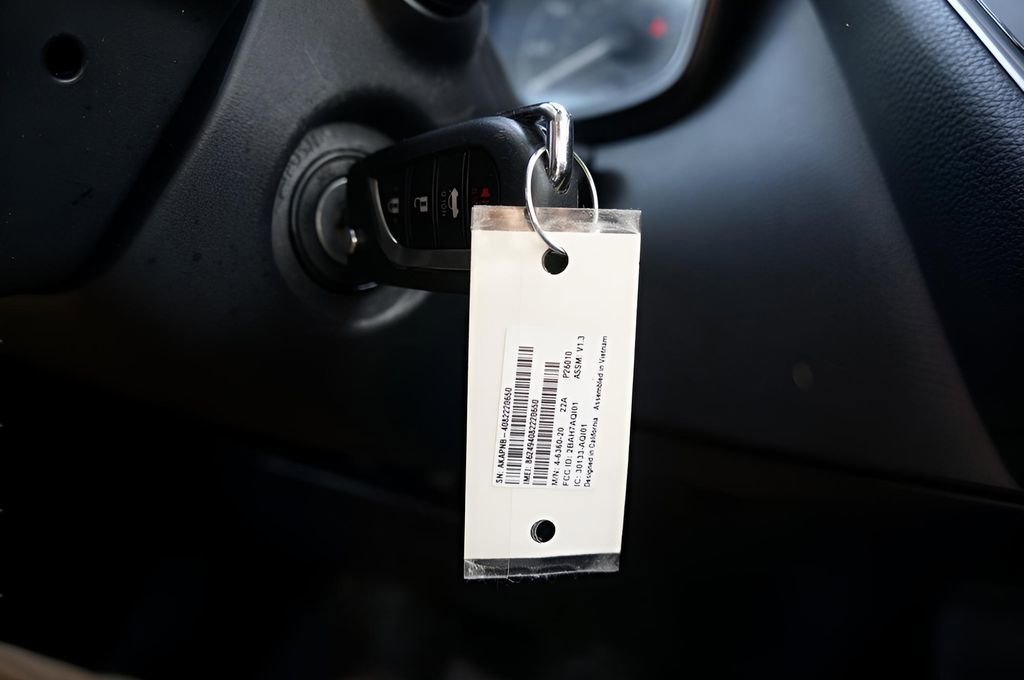 Used 2025 Toyota Corolla LE image 2