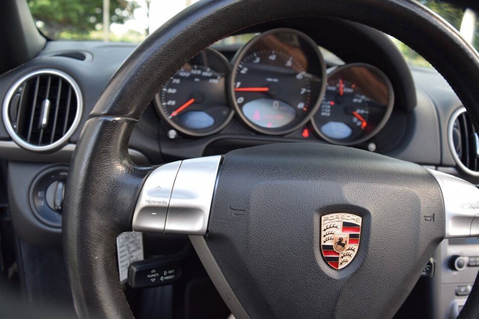 Used 2005 Porsche Boxster RWD image 71