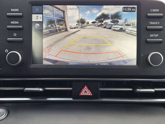 Certified 2025 Hyundai Elantra Hybrid FWD image 17