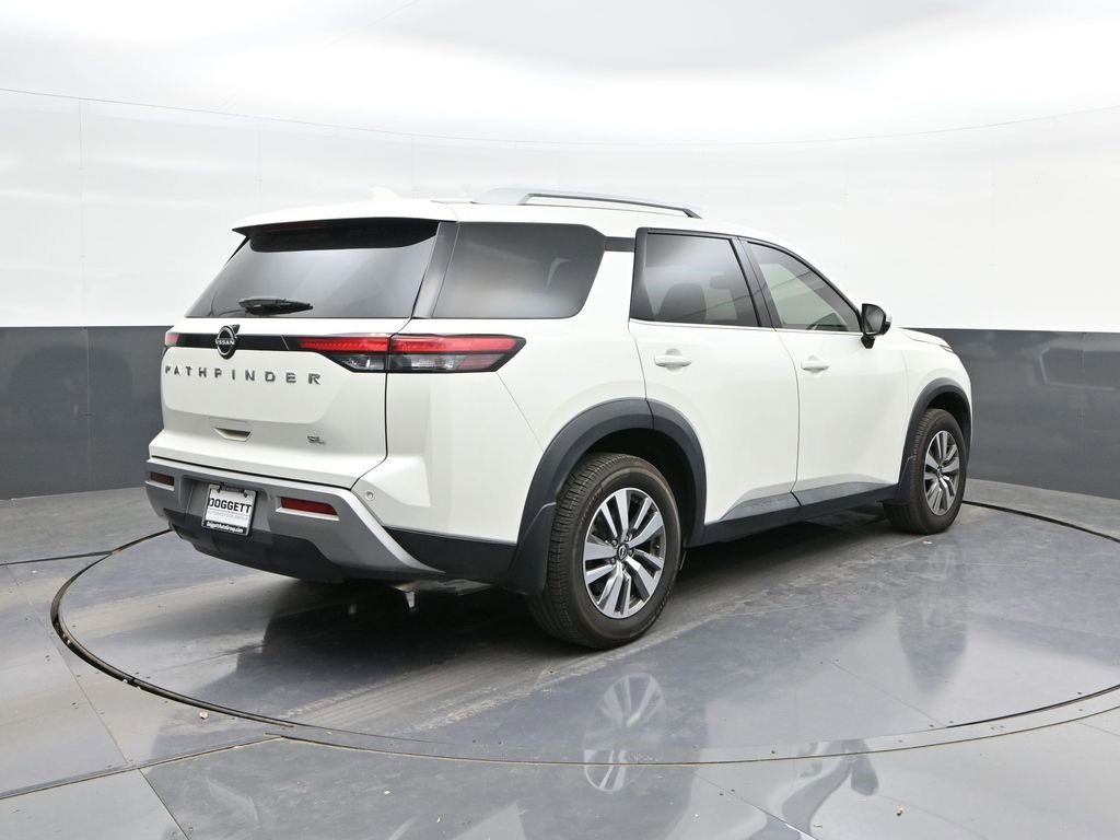 Used 2022 Nissan Pathfinder SL image 11