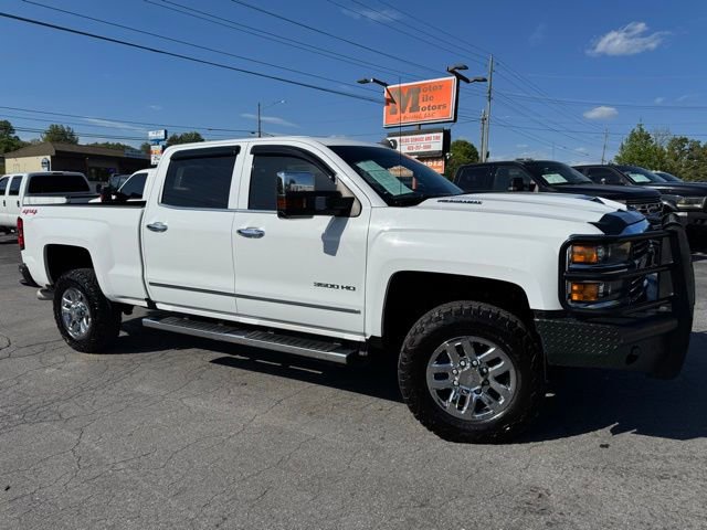 Used 2018 Chevrolet Silverado 3500 LTZ AWD/4WD image 1