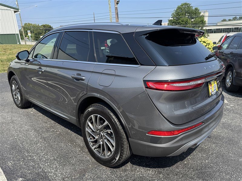 Used 2022 Lincoln Corsair AWD w/ Equipment Group 101A image 6