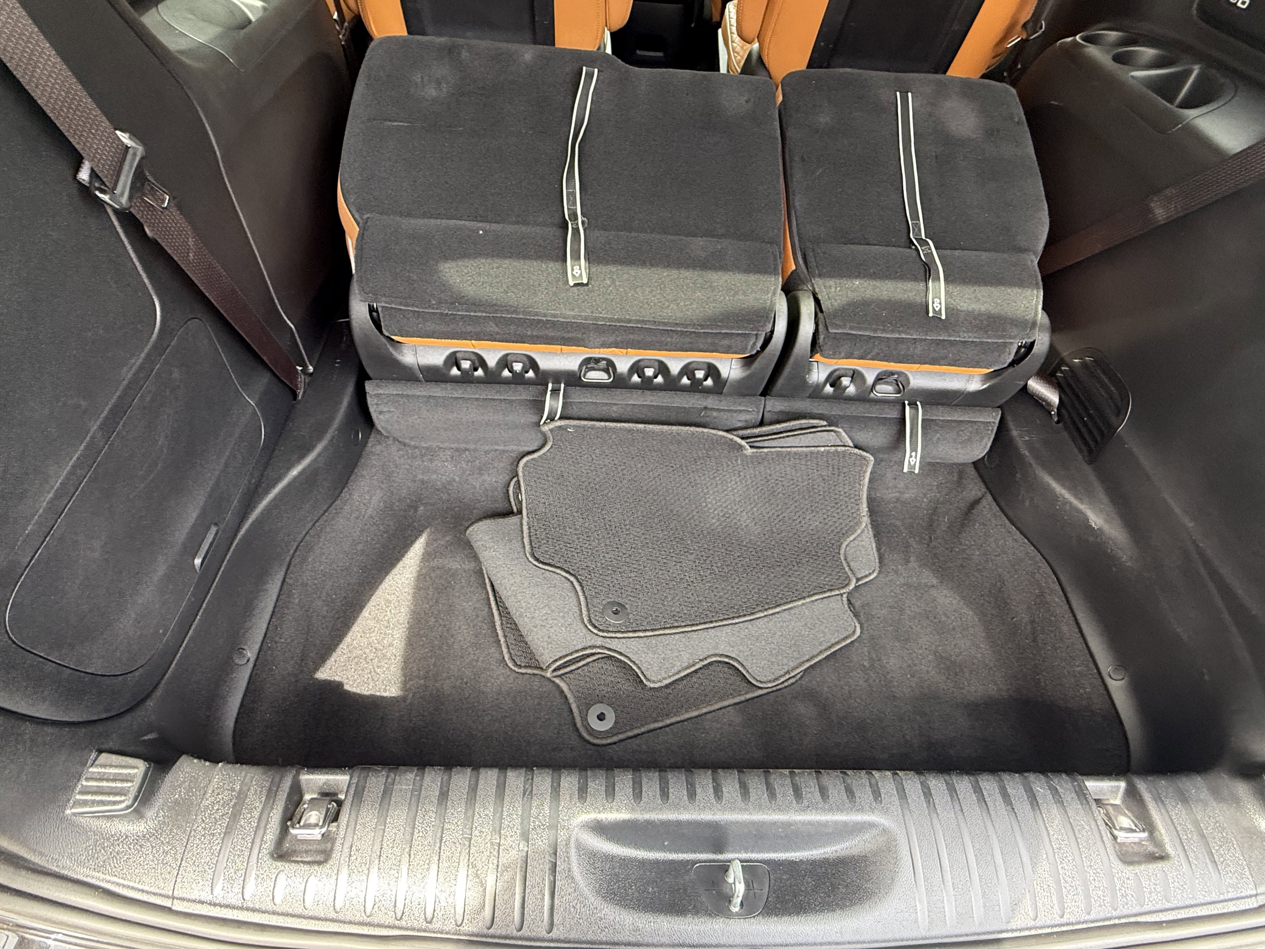 Used 2023 Chrysler Pacifica Pinnacle image 35