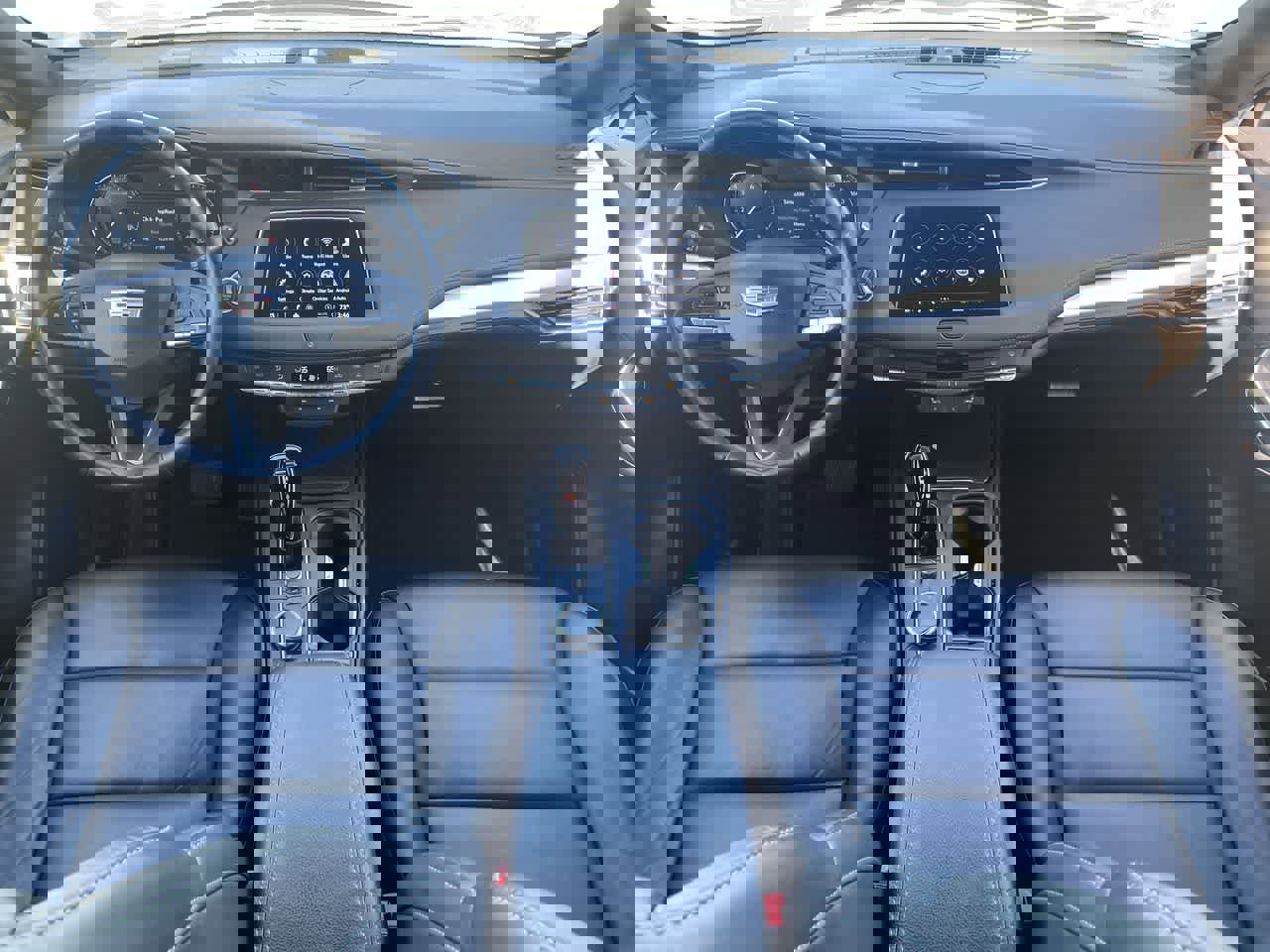 Certified 2023 Cadillac XT4 Premium Luxury w/ Cold Weather Package image 25