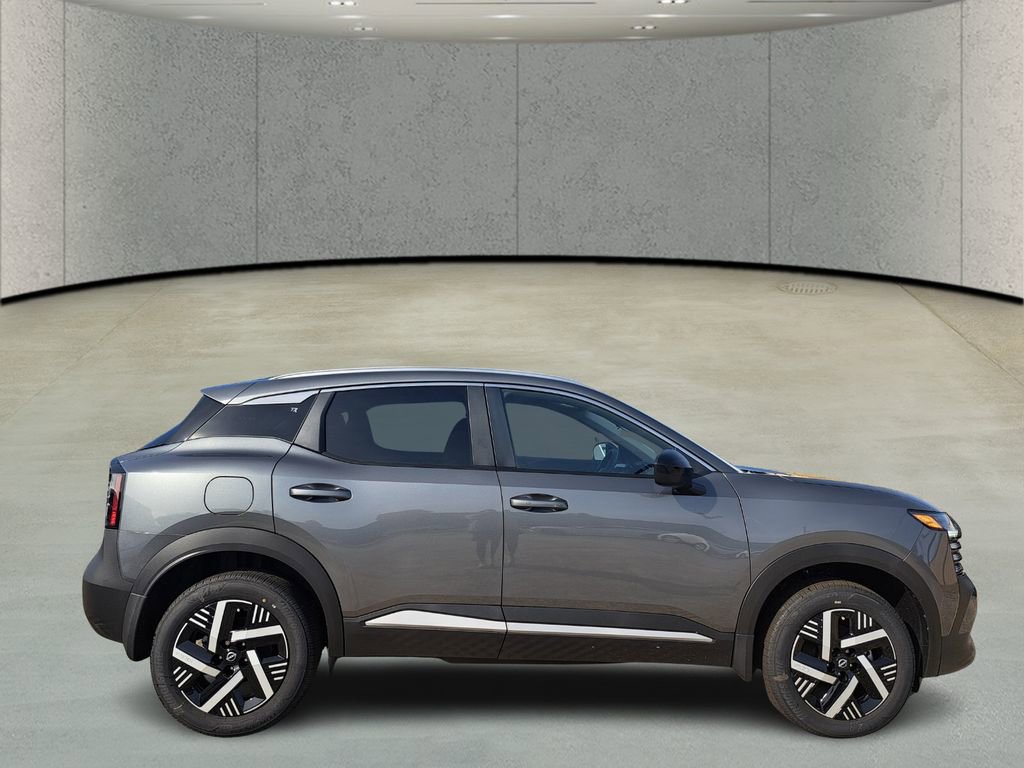 Used 2026 Nissan Kicks SV image 4