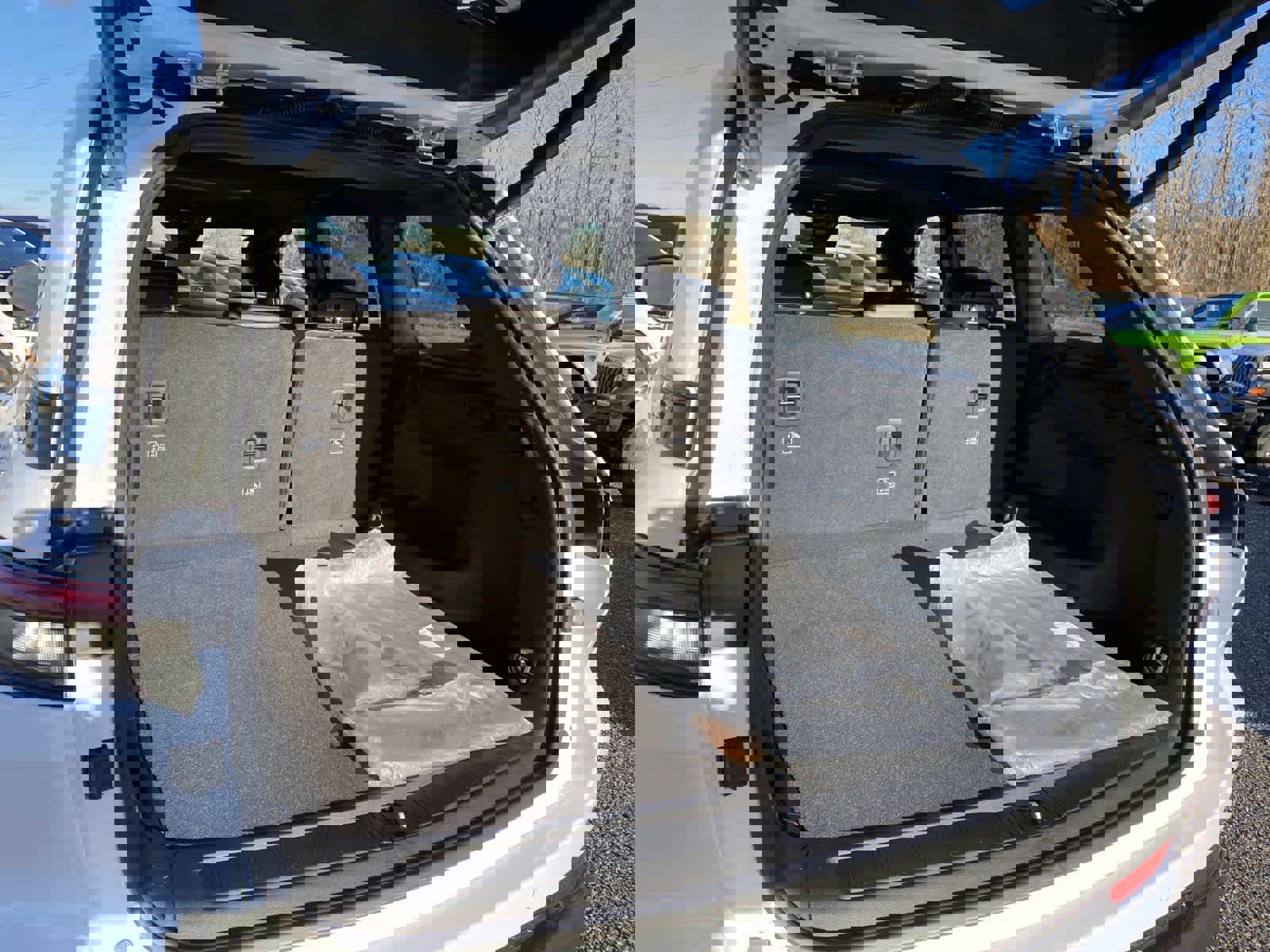 New 2025 Jeep Grand Cherokee Laredo image 4