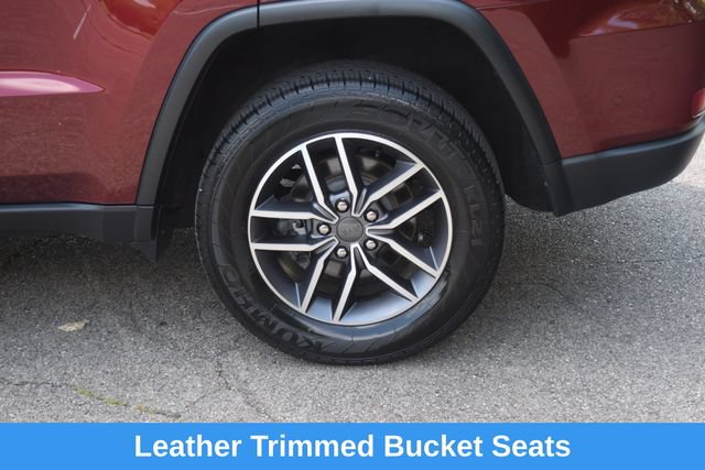 Used 2020 Jeep Grand Cherokee Limited AWD/4WD image 29