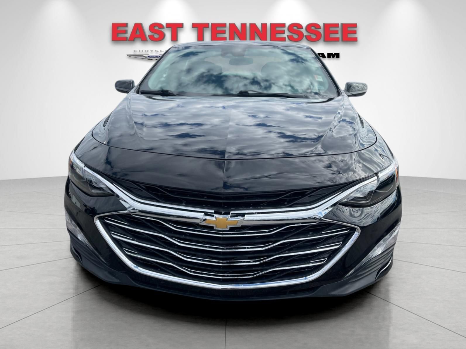 Used 2025 Chevrolet Malibu LT image 9