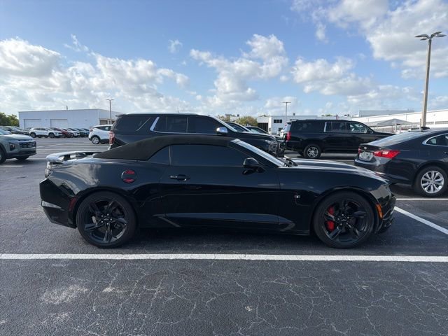 Used 2022 Chevrolet Camaro LT RWD image 14