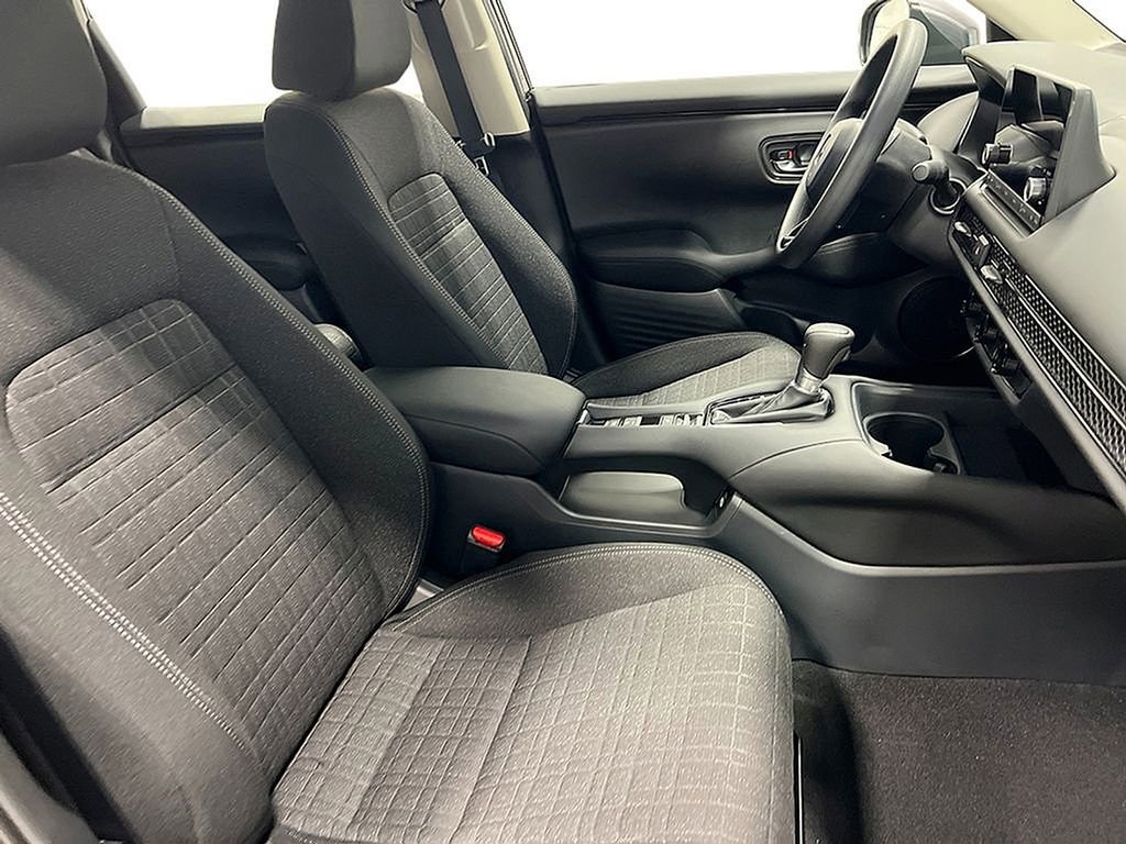 Used 2025 Honda HR-V LX image 31