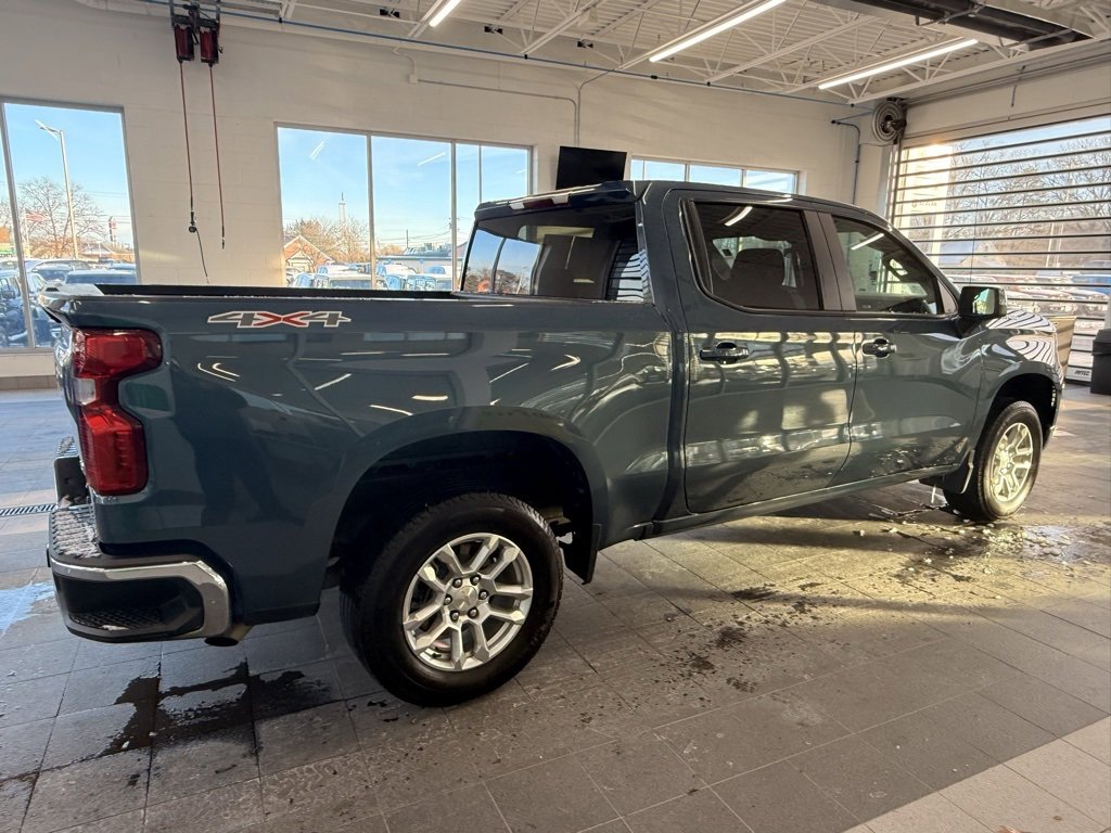 Used 2024 Chevrolet Silverado 1500 LT image 7