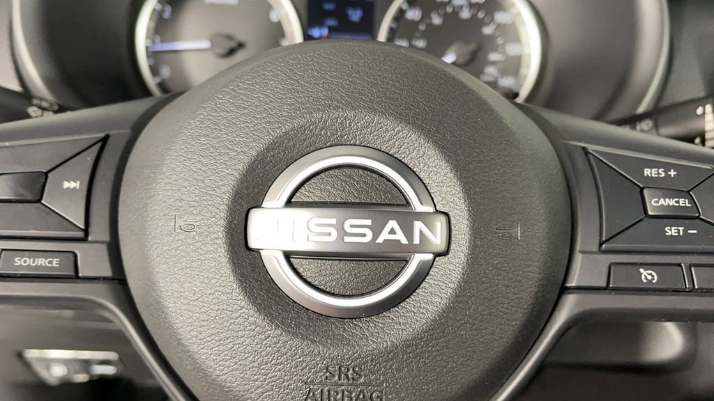 New 2025 Nissan Kicks Play S image 25