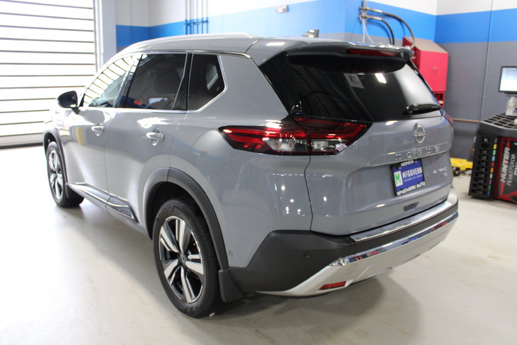 Used 2023 Nissan Rogue Platinum w/ Platinum Premium Package AWD/4WD image 24
