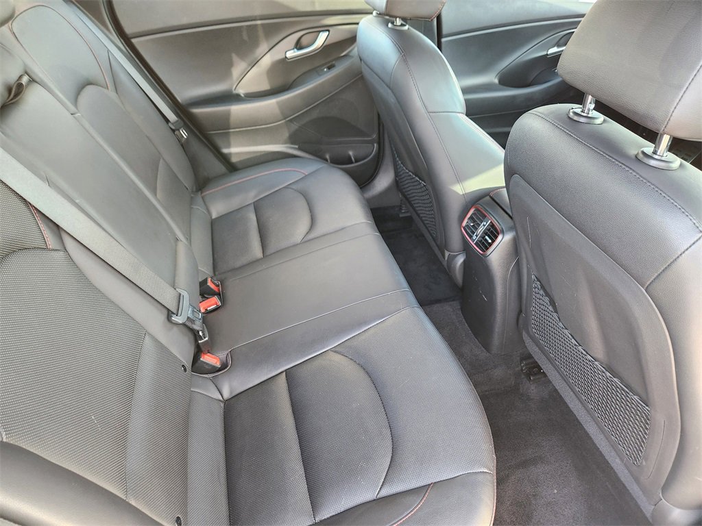 Used 2018 Hyundai Elantra GT Sport image 20