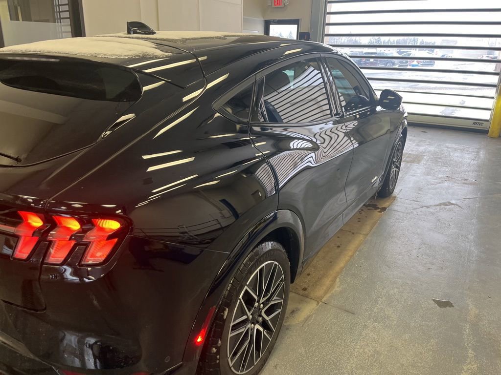 Used 2024 Ford Mustang Mach-E Premium image 4