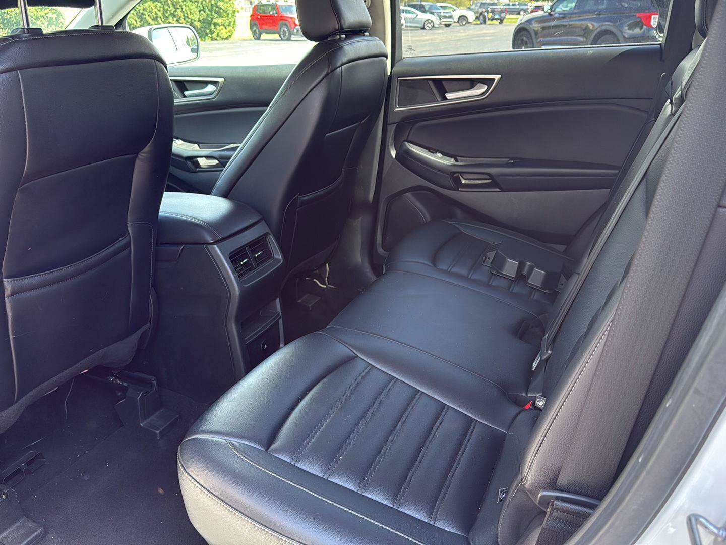 Used 2023 Ford Edge SEL AWD/4WD image 13