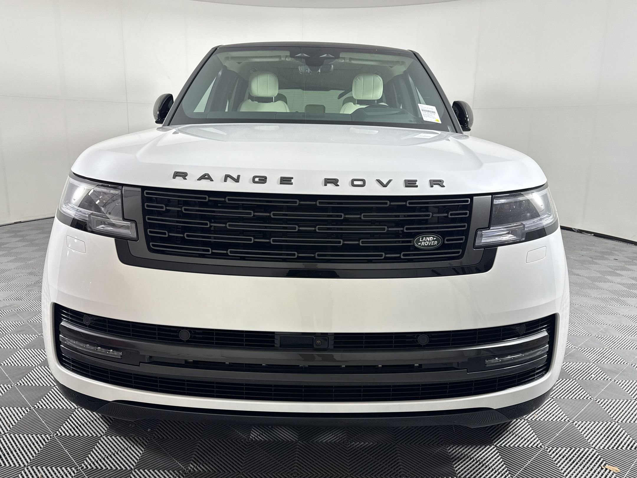 New 2026 Land Rover Range Rover SE AWD/4WD image 7