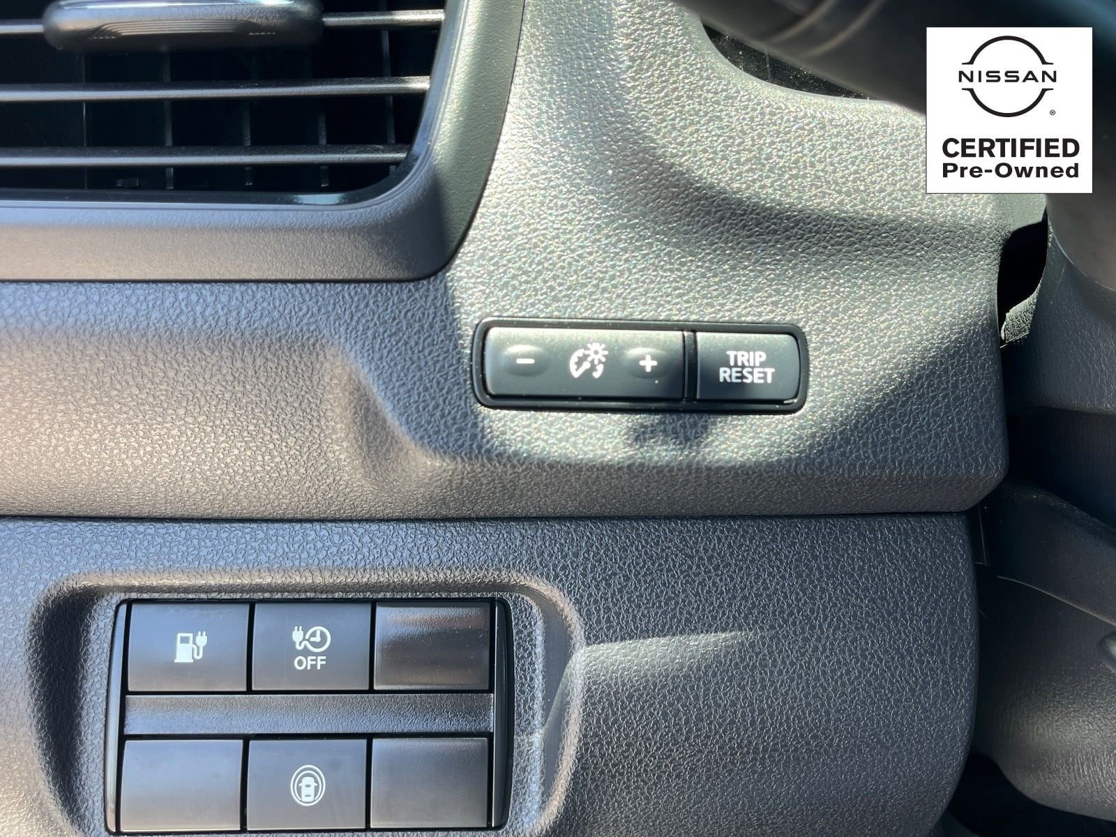 Certified 2023 Nissan Leaf S w/ Protection Package FWD image 28