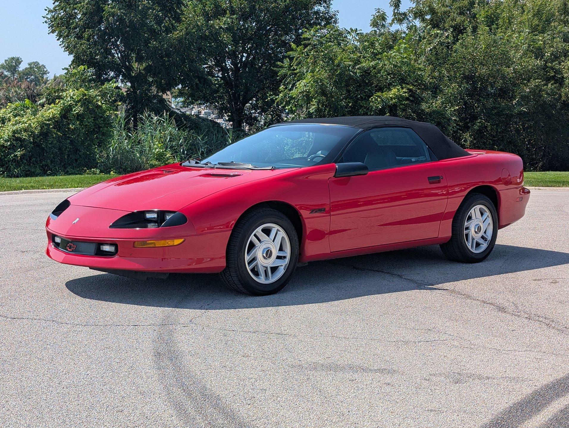 Used 1994 Chevrolet Camaro Z28 RWD image 15