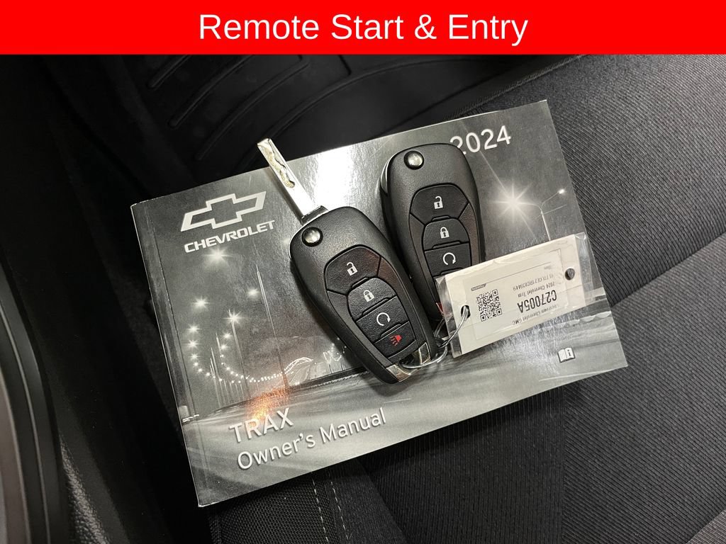 Certified 2024 Chevrolet Trax RS w/ Driver Confidence Package FWD image 5