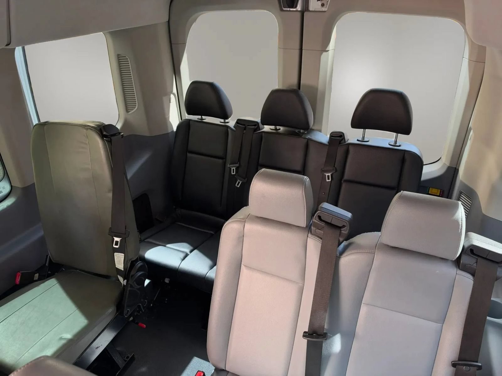 Used 2018 Ford Transit 350 XL RWD image 26