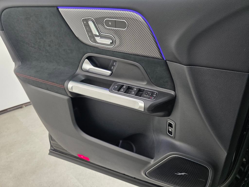 New 2026 Mercedes-Benz GLB 35 AMG 4MATIC image 19