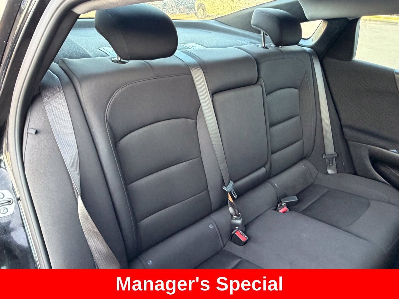 Used 2025 Chevrolet Malibu LT FWD image 32