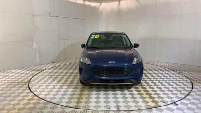 Used 2020 Ford Escape SE Sport image 3