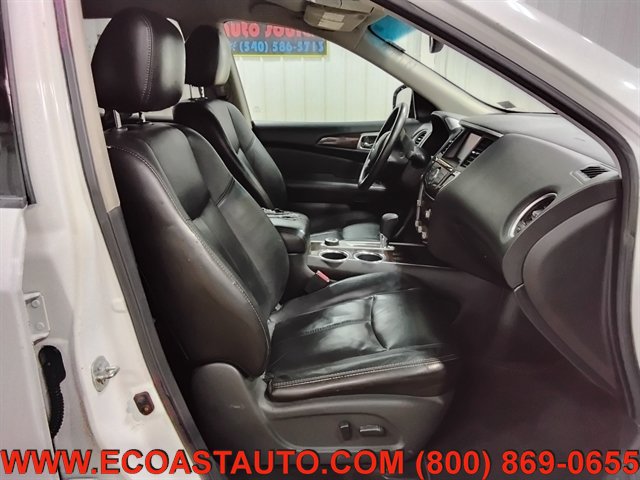 Used 2013 Nissan Pathfinder SL w/ Cargo Pkg AWD/4WD image 15