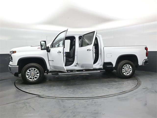 Used 2024 Chevrolet Silverado 2500 LTZ w/ LTZ Convenience Package image 51