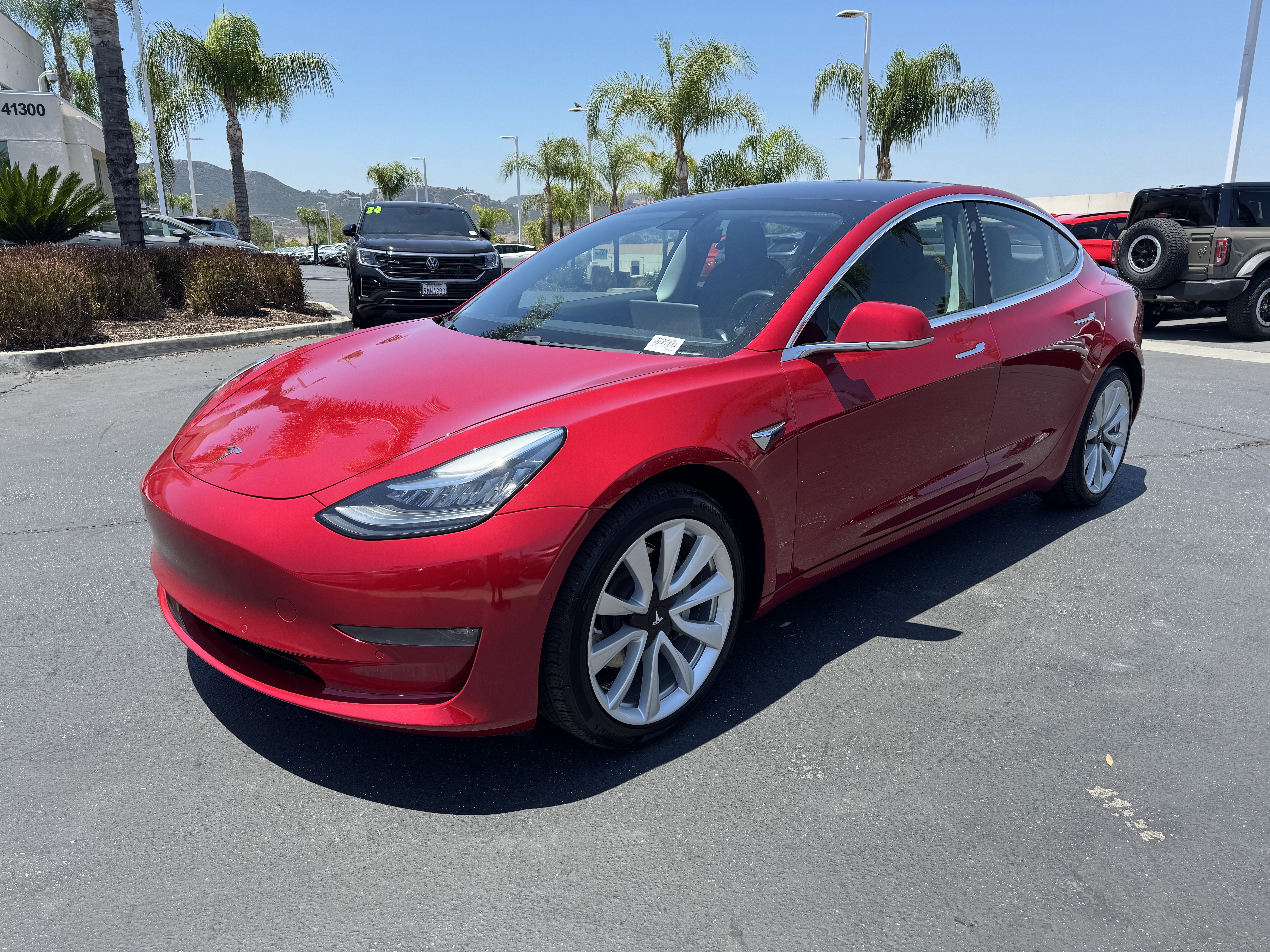 Used 2018 Tesla Model 3 Long Range RWD image 8