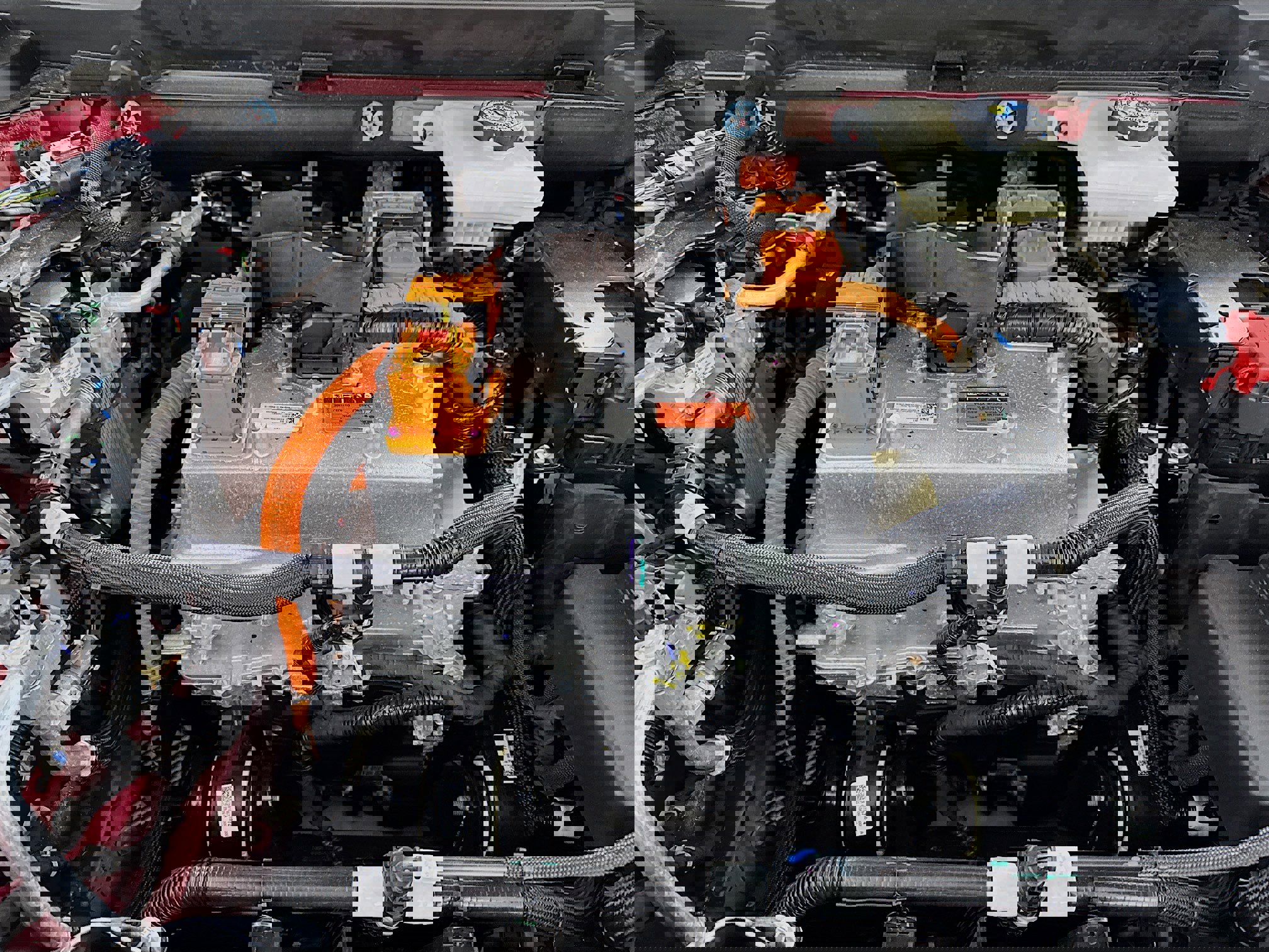 Used 2025 Cadillac Optiq Sport 2 image 31