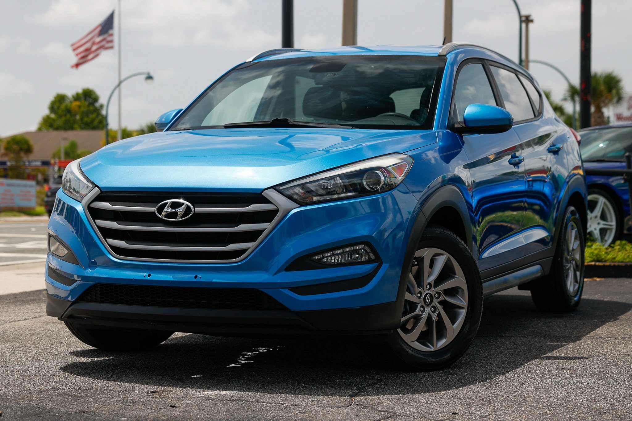 Used 2017 Hyundai Tucson SE w/ SE Popular Package 02