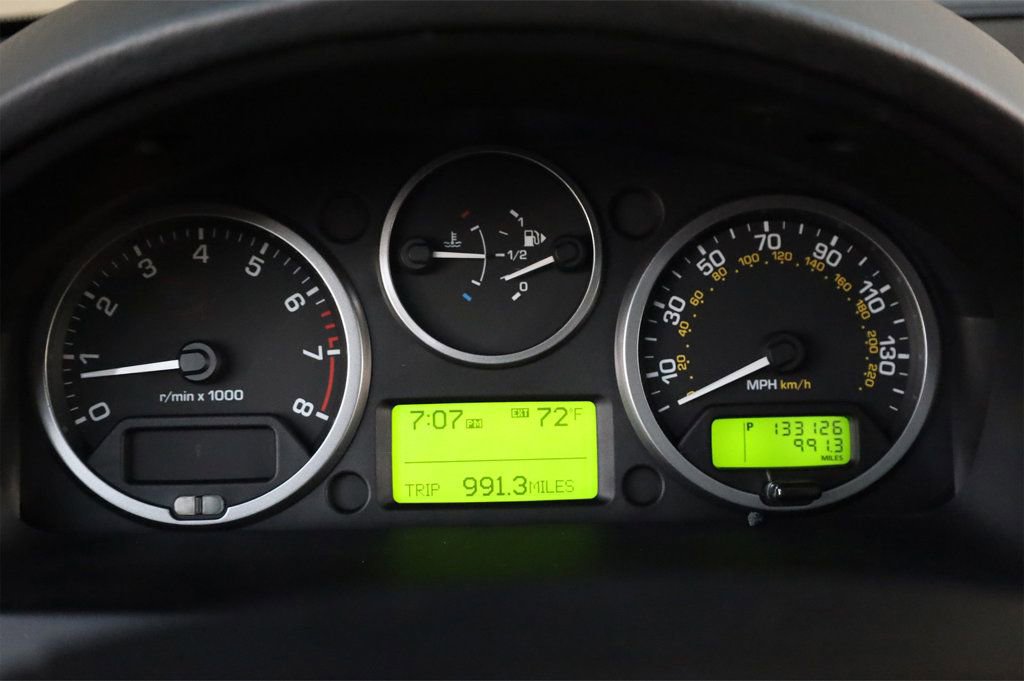 Used 2012 Land Rover LR2 HSE image 38