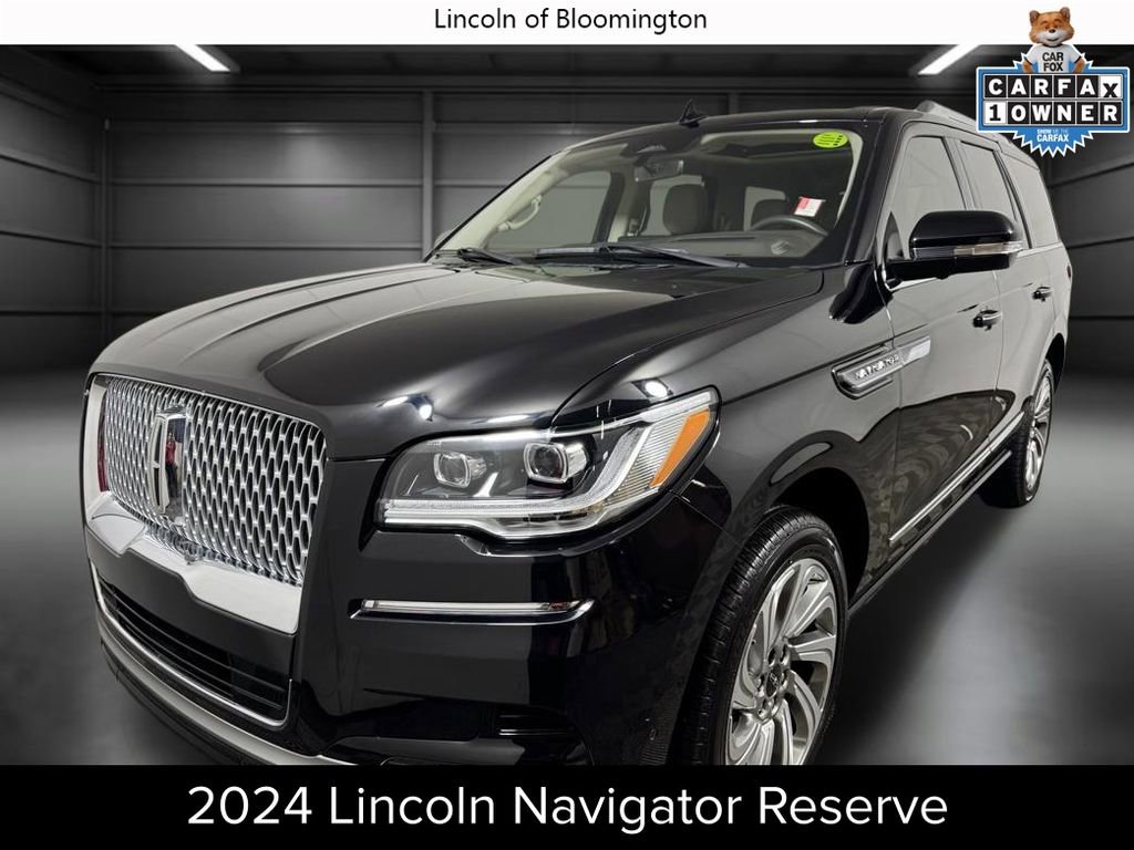 Used 2024 Lincoln Navigator Reserve AWD/4WD image 1